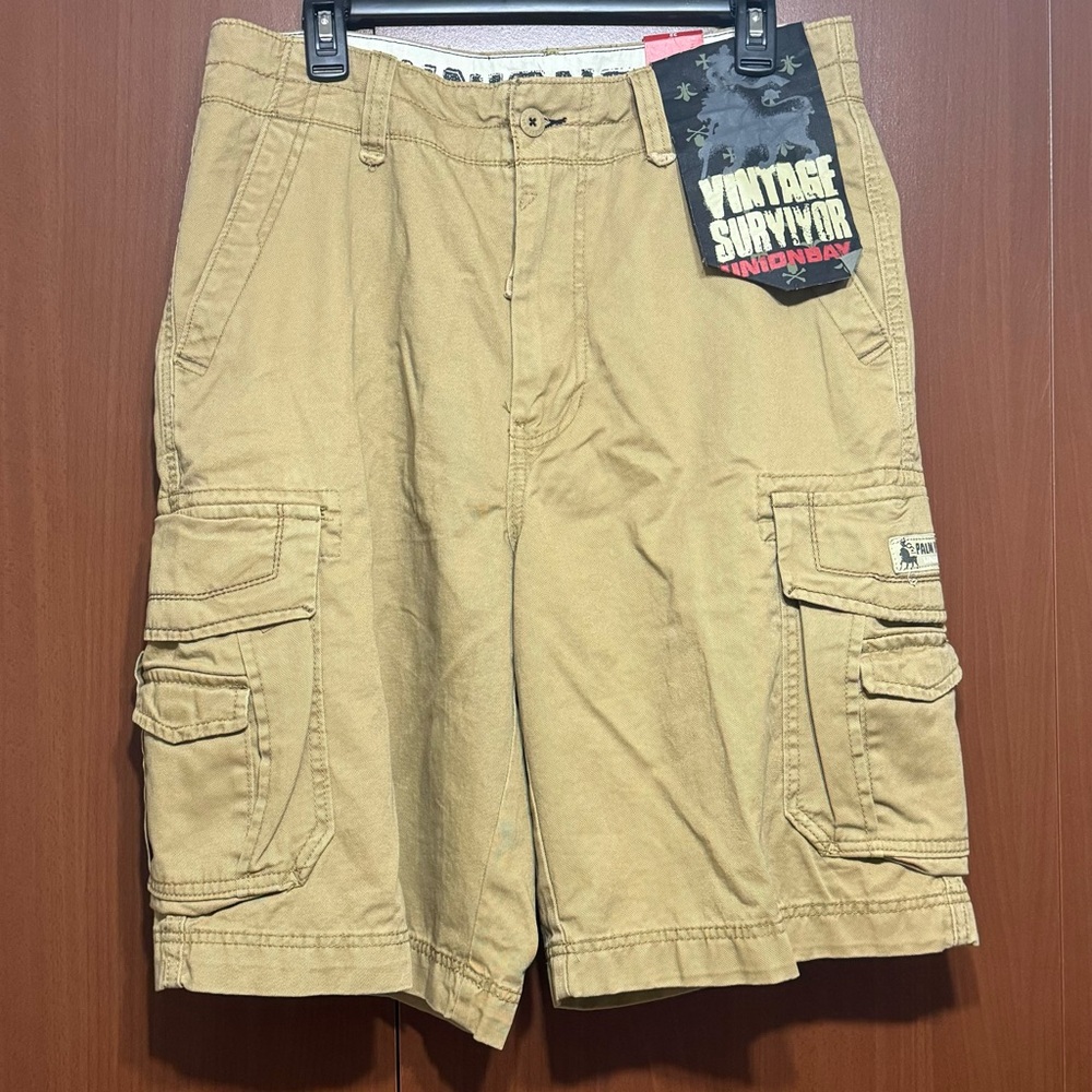 Men shorts size 32 new